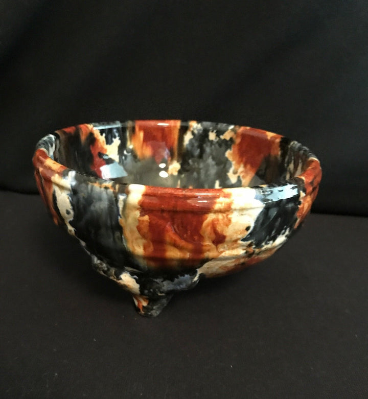 Pacific Blended glaze Molcajete, with pig feet