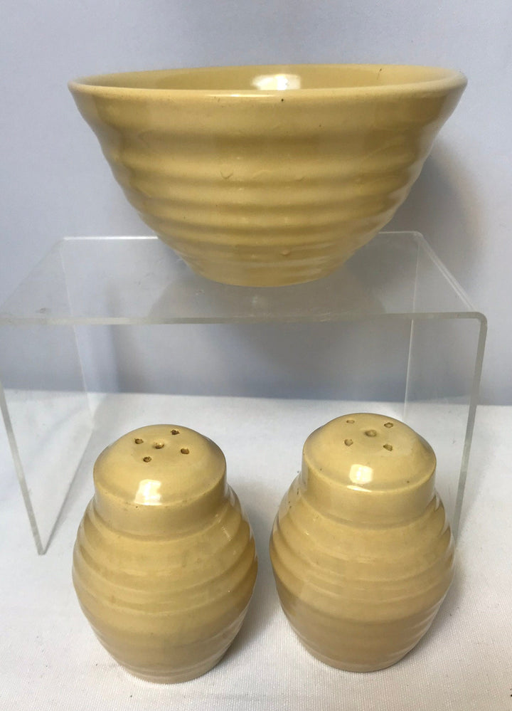 Bauer Ringware Barrel Salt and Pepper Set, Ivory