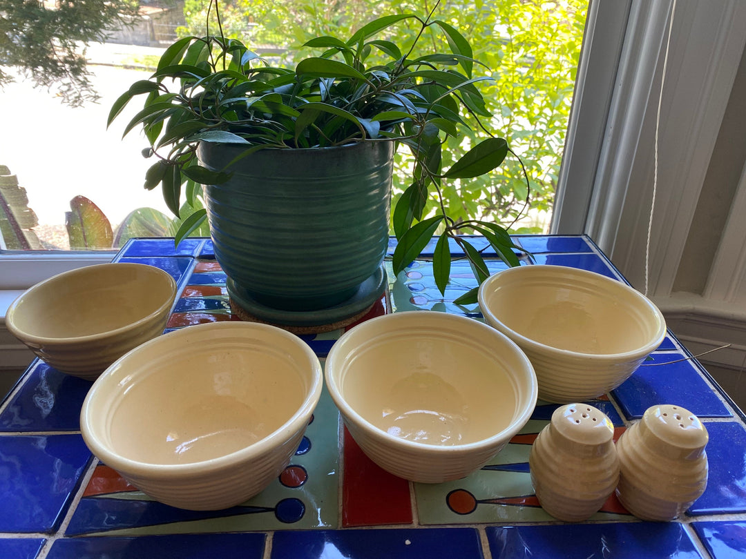 Bauer Ringware Mixing Bowls, Ivory