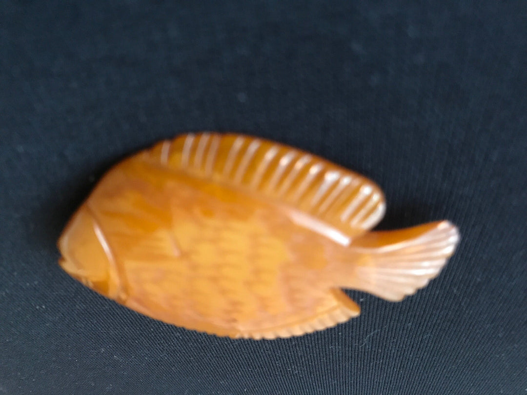 Vintage Jewelry Bakelite Pin, Tropical Fish, Collectable