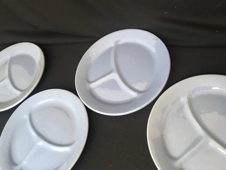 Bauer Plainware Grill Plates, 5 available, 4 Delph and 1 Yellow